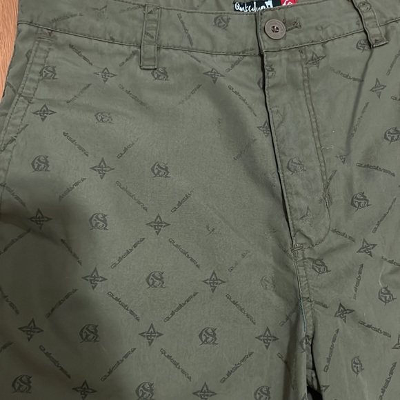 Quicksilver Army Green Shorts Sz 31 - Picture 2 of 6